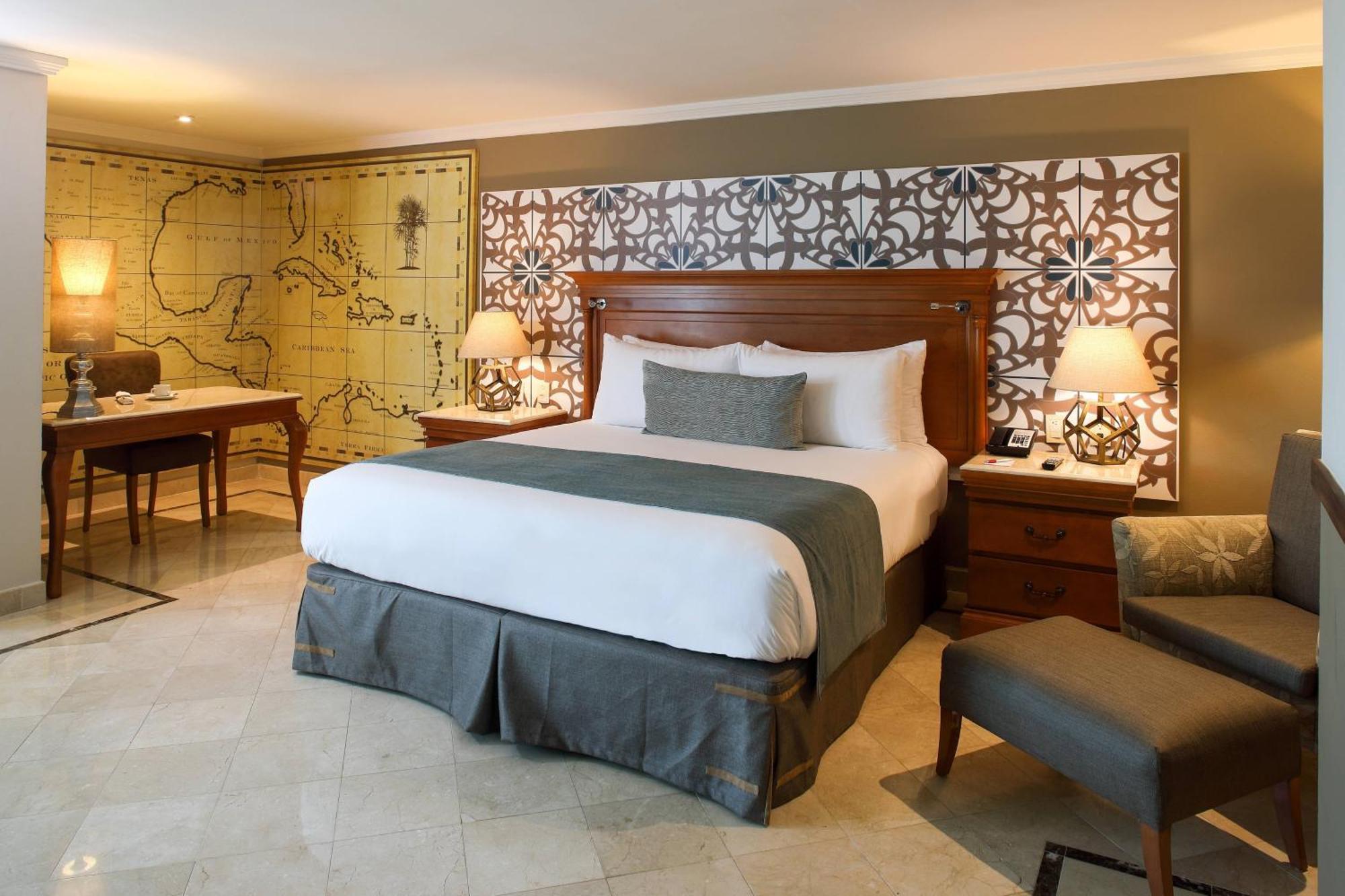 M Club lounge access 1 Bedroom Junior Suite 1 King,1208237041:JPEG